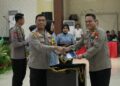 Karo SDM Polda Sulsel Teken Pakta Integritas dan Penyerahan DIPA T.A. 2025