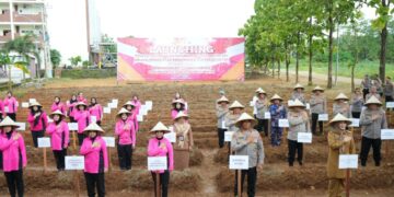 Kapolda Sulsel Launching Pekarangan Pangan Lestari Tanam 1.687 Bibit Pohon dan Sayuran