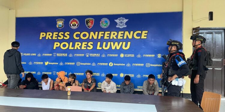 Langkah Cepat Brimob Kompi 3 Batalyon D: Redam Konflik, Kembalikan Kedamaian di Bua