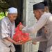 Batalyon D Pelopor Salurkan Zakat Fitrah kepada Masyarakat yang Berhak