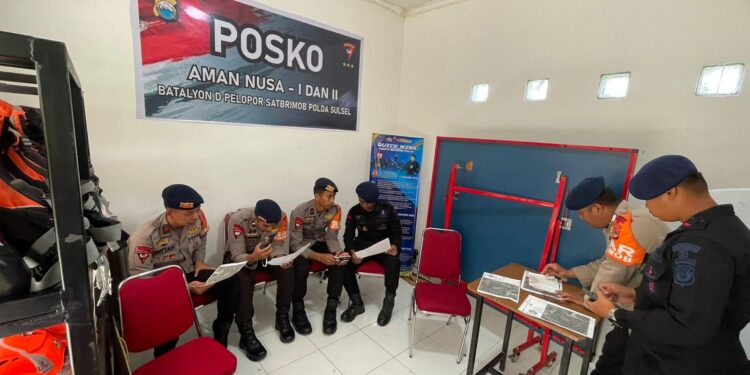 Personel Batalyon D Pelopor Laksanakan Siaga Posko Aman Nusa I & II NAVRAT