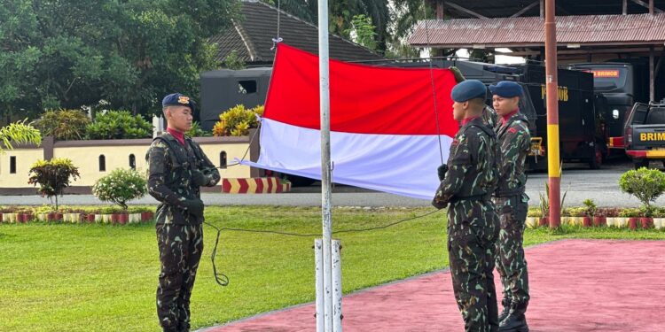 UPACARA BENDERA DALAM RANGKA HARI KESADARAN NASIONAL PERSONEL BATALYON D PELOPOR