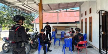 Patroli Kamtibmas, Personel Batalyon D Pelopor BKO Polres Palopo Jaga Situasi Tetap Aman dan Kondusif di Kelurahan Buntu Datu
