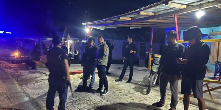 Personel Batalyon D Pelopor Laksanakan penyisiran dan patroli pengamanan di wilayah Konflik Pentojangeng