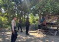 Patroli Harkamtibmas Batalyon D Pelopor BKO Polres Palopo Bersama Kapolsek Wara Utara Ciptakan Situasi Aman dan Kondusif di Buntu Datu