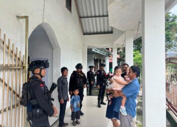 Personel Batalyon D Pelopor Laksanakan Patroli Gereja, Berikan Rasa Aman dan Nyaman Bagi Jemaat