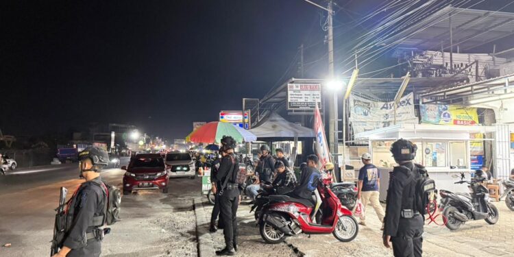 Patroli Brimob di Luwu Utara Ciptakan Rasa Aman, Situasi Tetap Kondusif