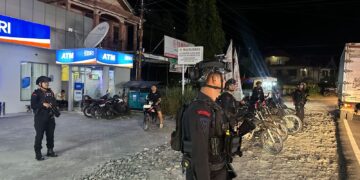Patroli Harkamtibmas Batalyon D Pelopor Jaga Keamanan Sejumlah Objek Vital di Luwu Utara