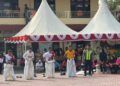 Personel Batalyon D Pelopor dan Bhayangkari Semarakkan Olahraga Bersama Sambut Hari Bhayangkara ke-80