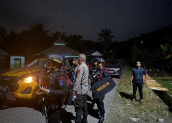 Patroli Gabungan Pasca Konflik Kelompok, Brimob dan Polres Luwu Utara Pastikan Situasi Tetap Kondusif