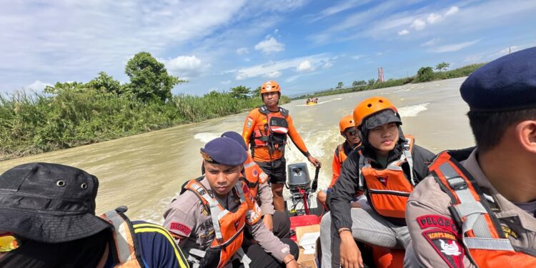 RESPON CEPAT TIM SAR BATALYON D PELOPOR DALAM OPERASI PENCARIAN WARGA HILANG DI BERINGIN JAYA