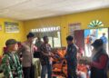 Personel Batalyon D Pelopor salurkan logistik untuk tanggap darurat banjir Luwu Utara