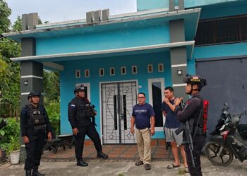 Brimob Hadir Menjaga Kedamaian, Patroli Humanis Pulihkan Rasa Aman di Buntu Datu