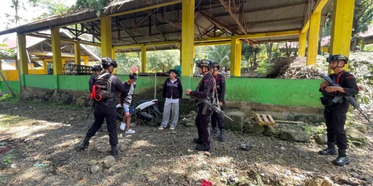 Cegah Konflik Berulang, Brimob Tingkatkan Patroli Kamtibmas di Pentojangan