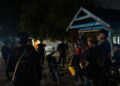 Brimob Hadir Menemani Warga, Patroli Humanis Jaga Malam Tetap Aman di Buntu Datu