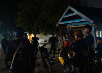 Brimob Hadir Menemani Warga, Patroli Humanis Jaga Malam Tetap Aman di Buntu Datu