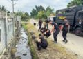 JUM’AT BERSIH, PERSONEL KOMPI 3 BATALYON D PELOPOR LAKSANAKAN BAKTI RELIGI DI MASJID NURUL HIDAYAH LABOKKE
