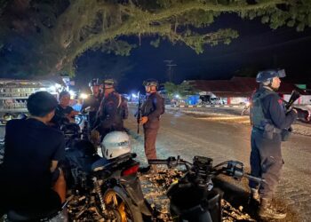 Patroli Harkamtibmas Kompi 3, Wujud Nyata Brimob Hadir Menjaga Keamanan di Kecamatan Bua