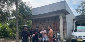Patroli Humanis Brimob Perkuat Sinergi dengan Warga Jaga Kamtibmas di Palopo