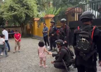 Patroli Rutin Batalyon D Pelopor Dapat Apresiasi Warga Pentojangan