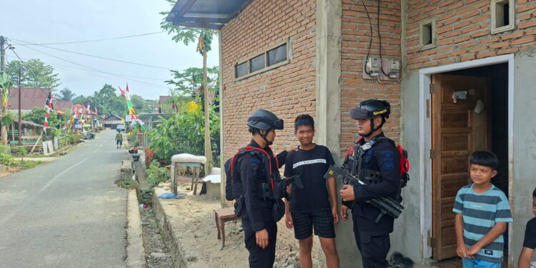 Brimob Batalyon D Pelopor tingkatkan patroli kamtibmas di Mancani