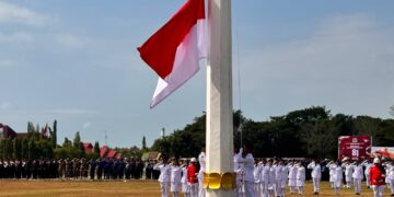 Personel Kompi 3 Batalyon D Pelopor Mengikuti Upacara Peringatan HUT Kemerdekaan Republik Indonesia