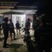 BRIMOB HADIR DI TENGAH MASYARAKAT MELALUI PATROLI HARKAMTIBMAS MALAM HARI