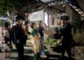 Patroli Malam Batalyon D Pelopor, Sambangi Warga di Kelurahan Mancani