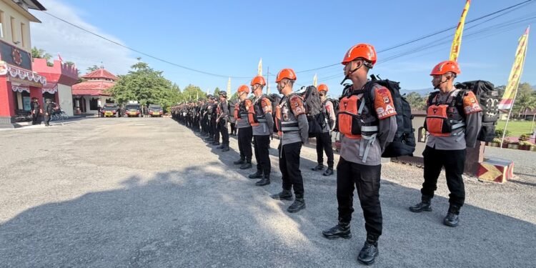 PERSONEL BATALYON D PELOPOR GELAR APEL KESIAPSIAGAAN ANTISIPASI GANGGUAN KAMTIBMAS DI WILAYAH POLDA SULSEL