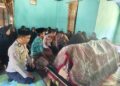 Kapolsek Tanralili Melayat Ke Rumah Duka Korban Kecelakaan Lalu Lintas
