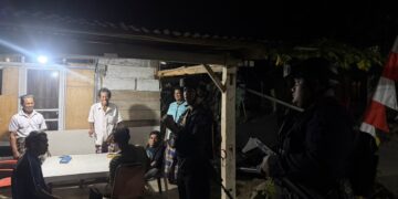 MALAM AMAN DI MANCANI, BRIMOB HADIR SAMBANGI WARGA CEGAH GANGGUAN KAMTIBMAS