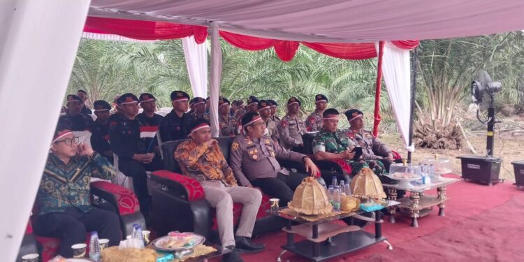 Presiden Prabowo Resmikan Jembatan Merah Putih Polri di Luwu Utara