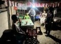Patroli Kamtibmas Posko Mancani, Brimob Sambangi Warga di Lingkungan Batu dan Uri