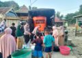 PENYALURAN AIR BERSIH BAGI MASYARAKAT TERDAMPAK KEKERINGAN DI KAB. LUWU