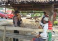 Brimob hadir menyapa warga, patroli Kamtibmas di Mancani