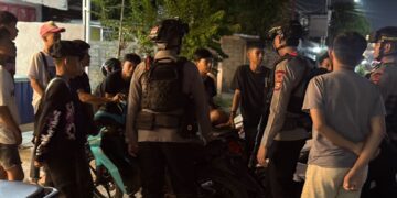 Patroli Harkamtibmas, Personel Batalyon D Pelopor Satuan Brimob Polda Sulsel Jaga Situasi Kamtibmas di Wilayah Luwu Utara