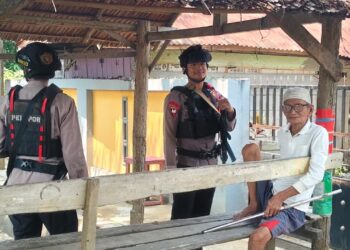 Sambangi Warga di Mancani, Brimob Perkuat Kedekatan dan Jaga Kamtibmas