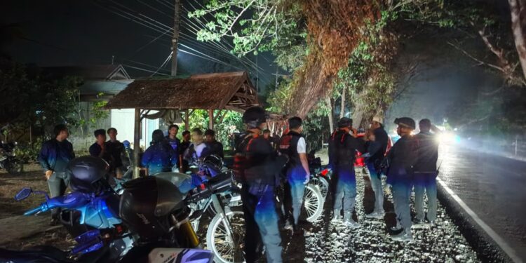 Brimob Batalyon D Pelopor Bersama Polres Palopo Amankan Wilayah Palangiran Pascaperang Kelompok
