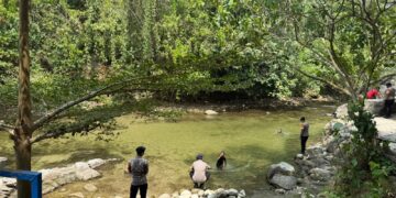 Patroli SAR Brimob Hadir Jaga Keamanan Wisatawan di Sungai Sulili