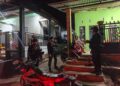 PERKUAT KEMITRAAN DENGAN WARGA, PERSONEL BRIMOB POS PENGAMANAN MANCANI GELAR PATROLI MALAM